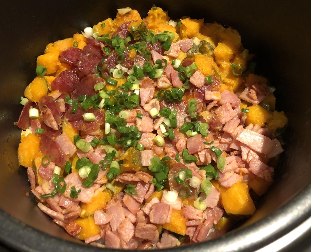 腊肉南瓜焖饭（电饭锅版煲仔饭）
