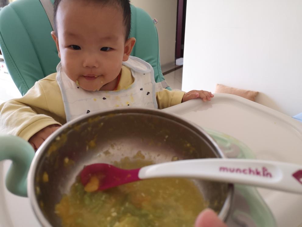 宝宝辅食千变挤挤面