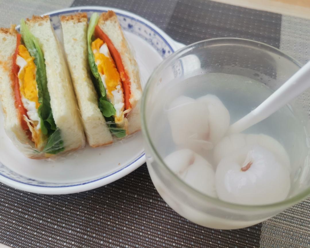 冰糖荔枝的做法