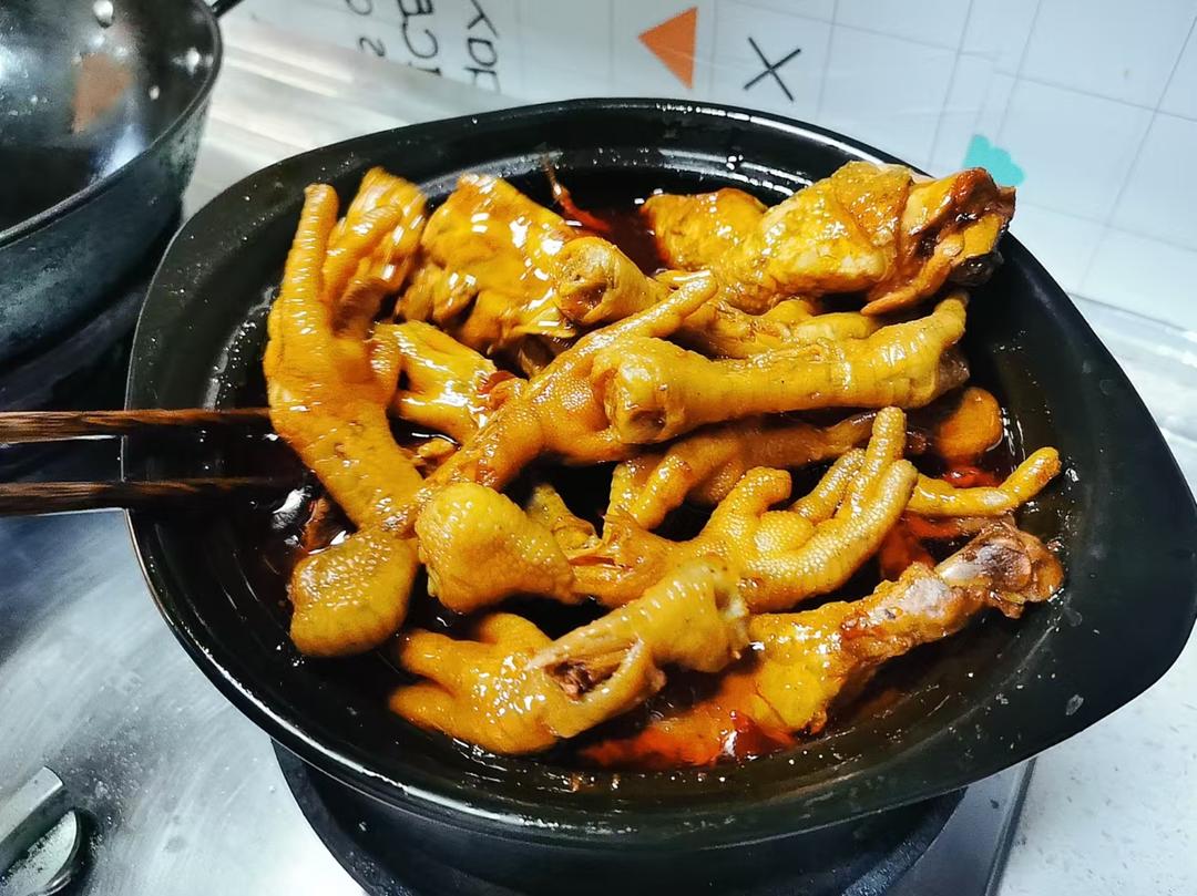 卤菜（卤牛肚卤猪耳卤猪舌）