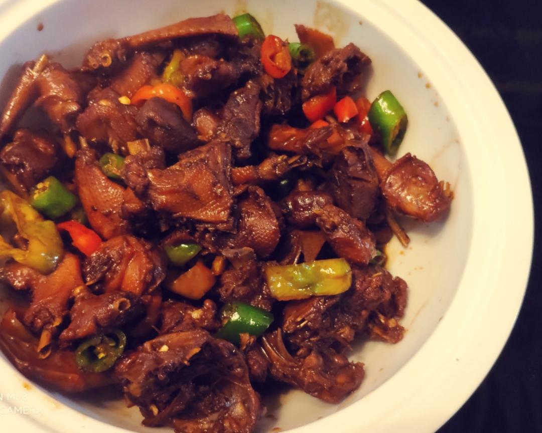 熬炒鸽子的做法