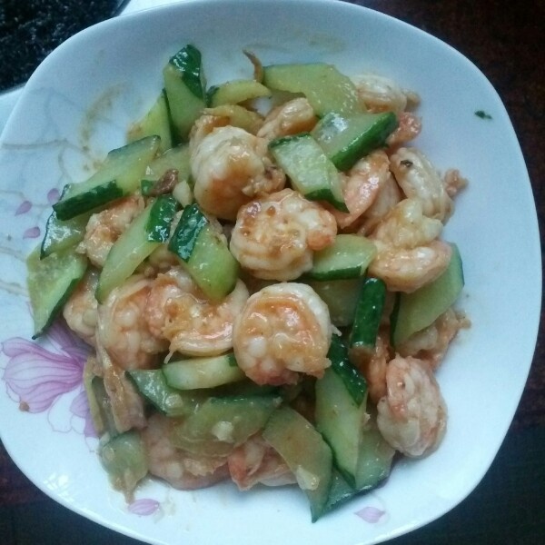 三色炒虾仁