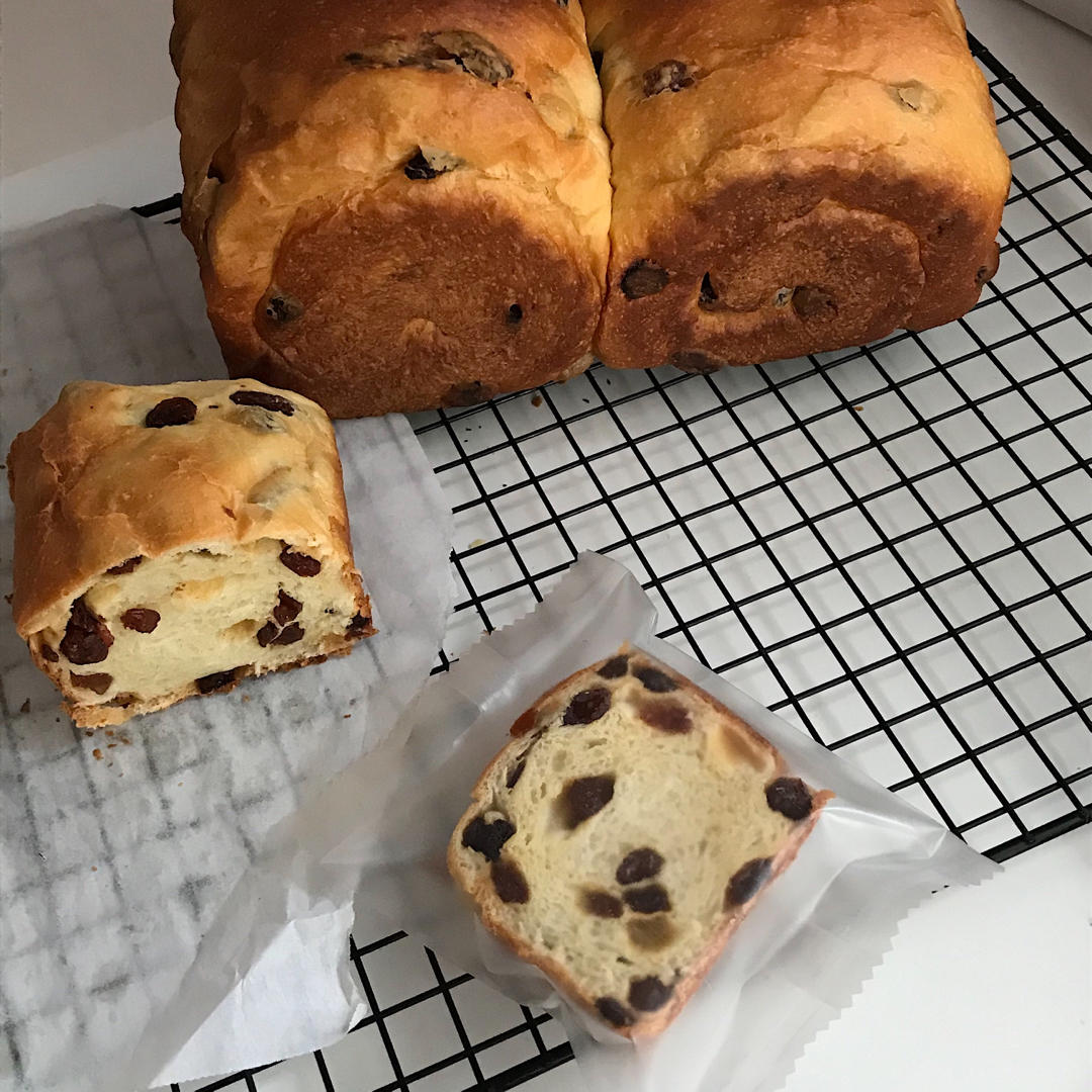 《银座顶级吐司》—— 葡萄干吐司（中种制法）