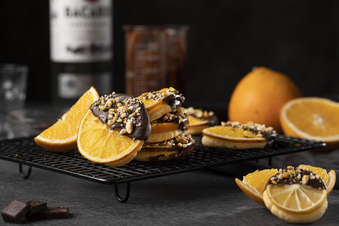 【柑橘巧克力饼干】秋冬属它最热门，香甜酥脆，多重美味！的做法