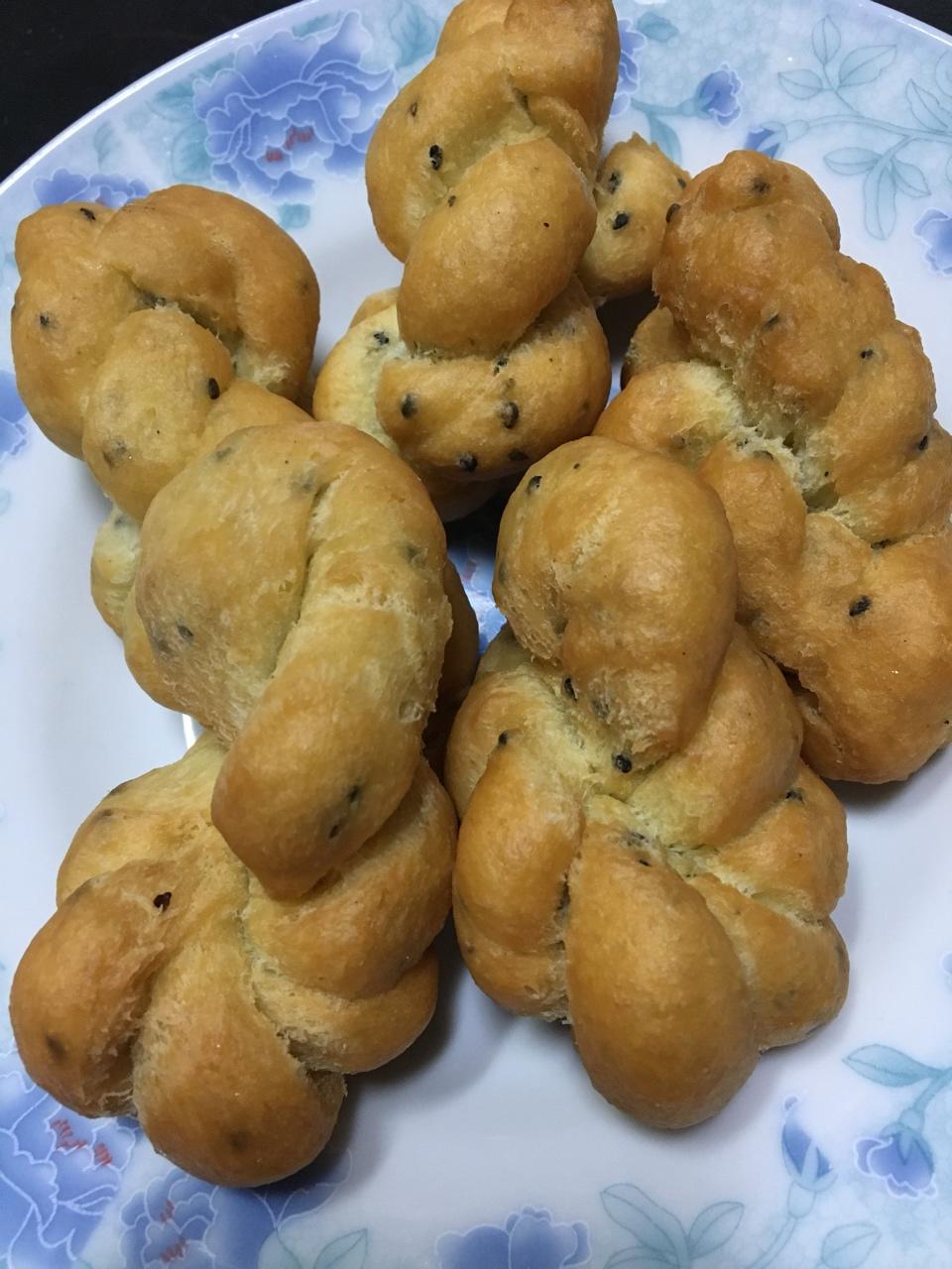 视频食谱～炸麻花