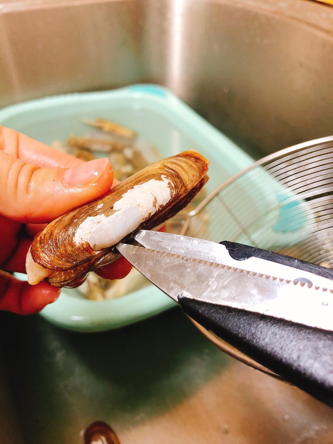 椒盐蛏的做法 步骤2