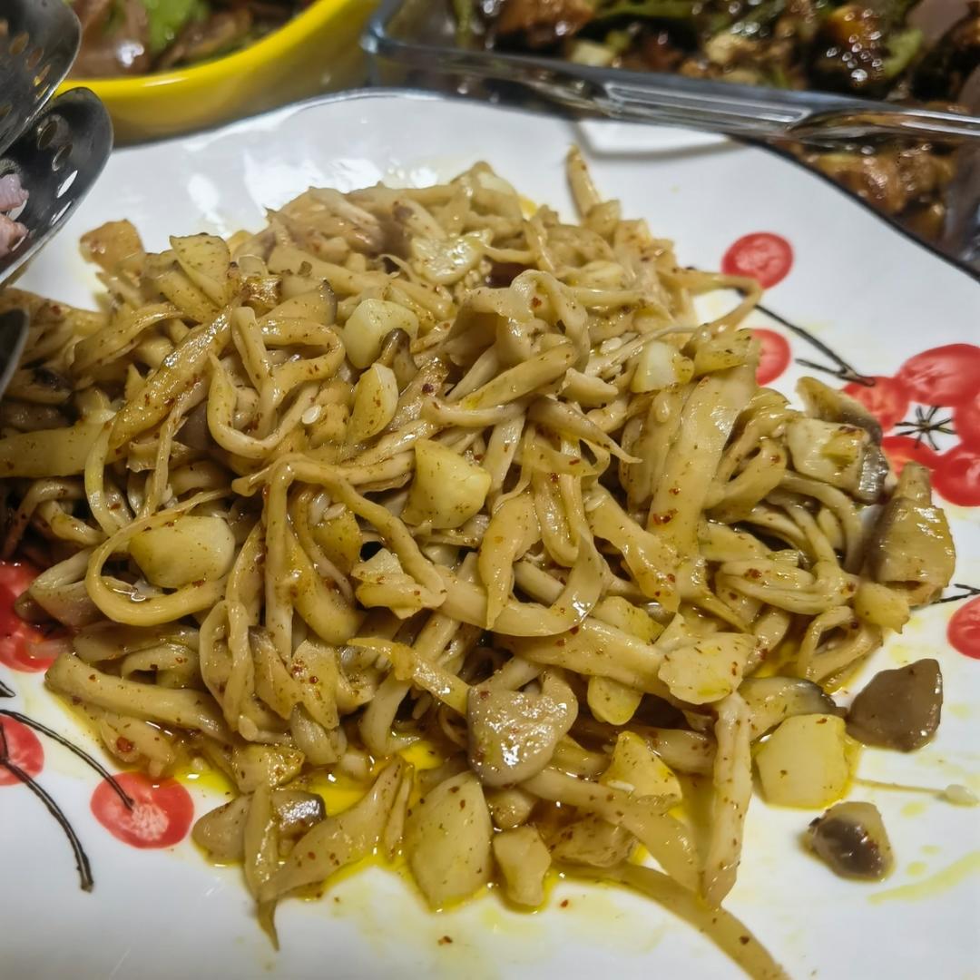 干煸手撕杏鲍菇