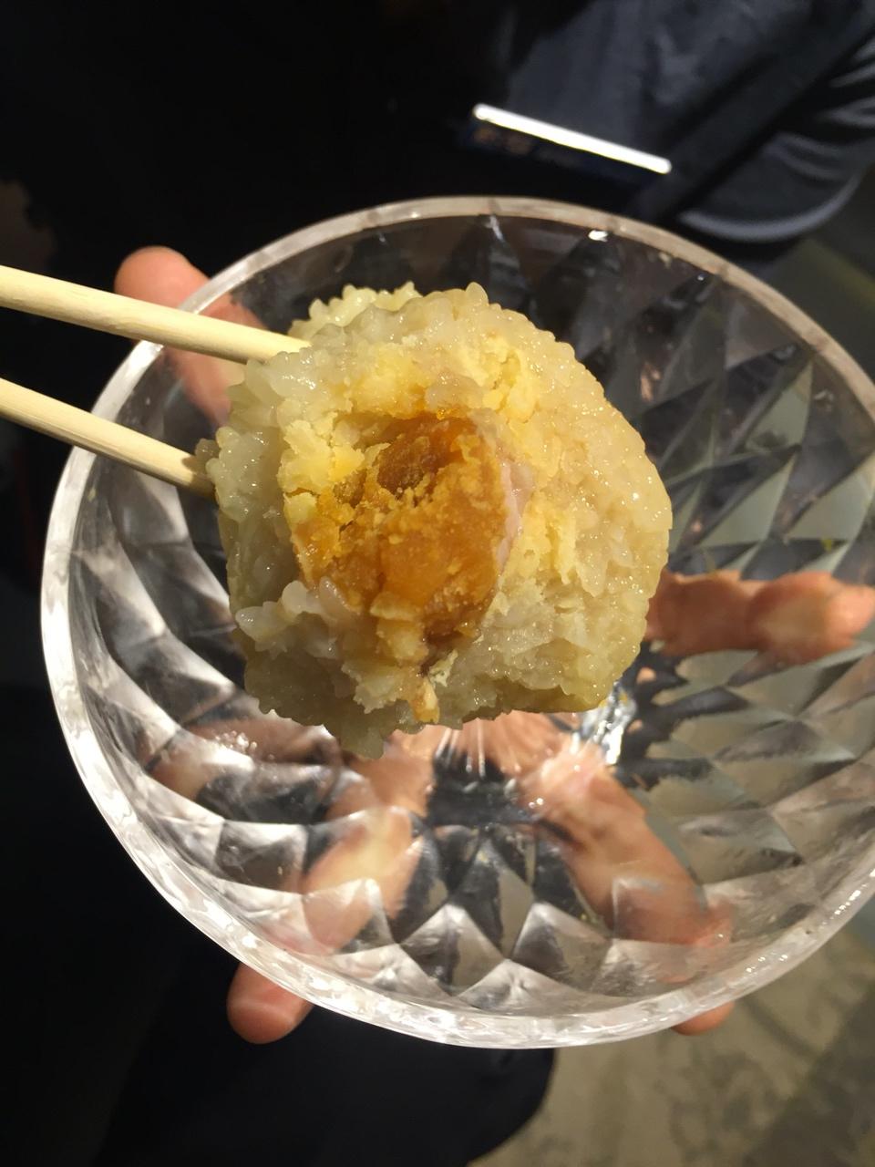 蛋黄肉粽