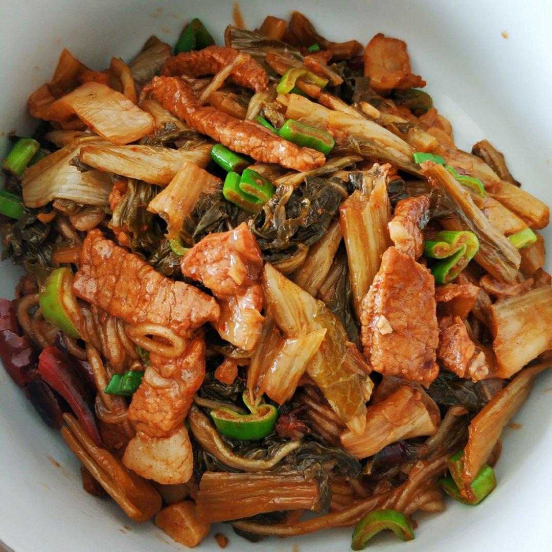 酸菜猪肉炖粉条