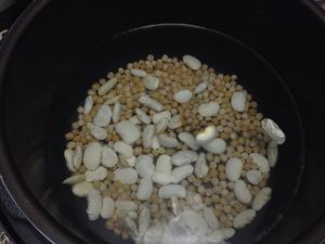 芸豆豌豆蹄花的做法 步骤4
