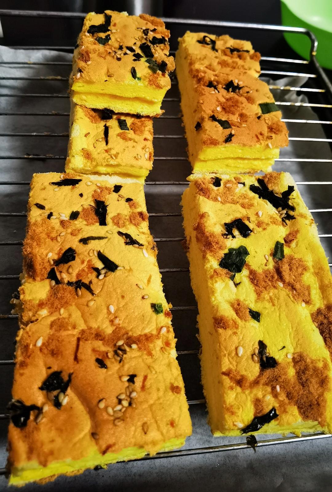 美味肉松卷-简单不开裂，零失误的蛋糕卷