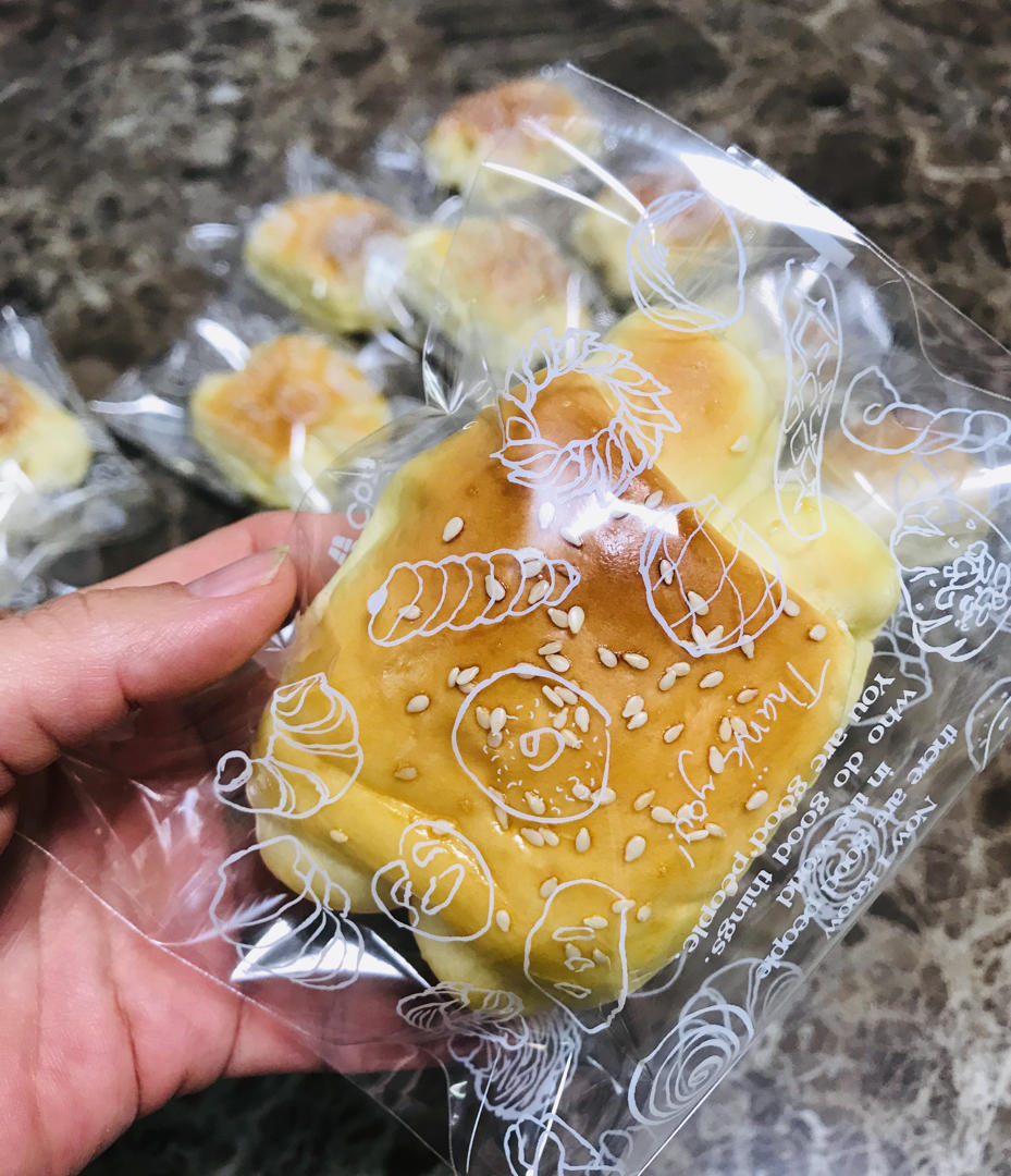 超软牛奶小面包