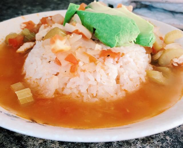 【有温度的一人食】尤卡坦风味番茄青柠汤的做法