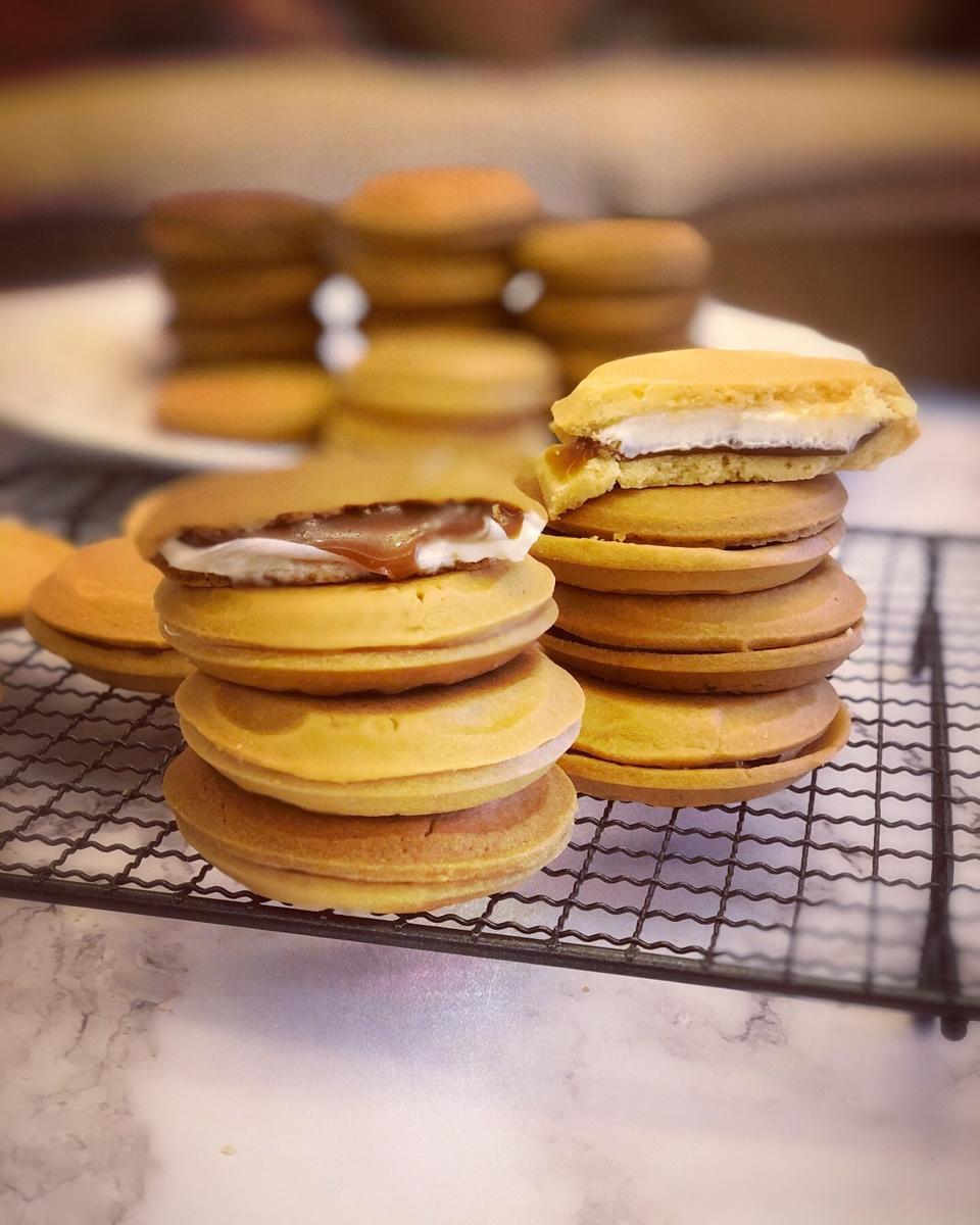 自制日本网红PRESS BUTTER SAND焦糖奶油夹心饼干