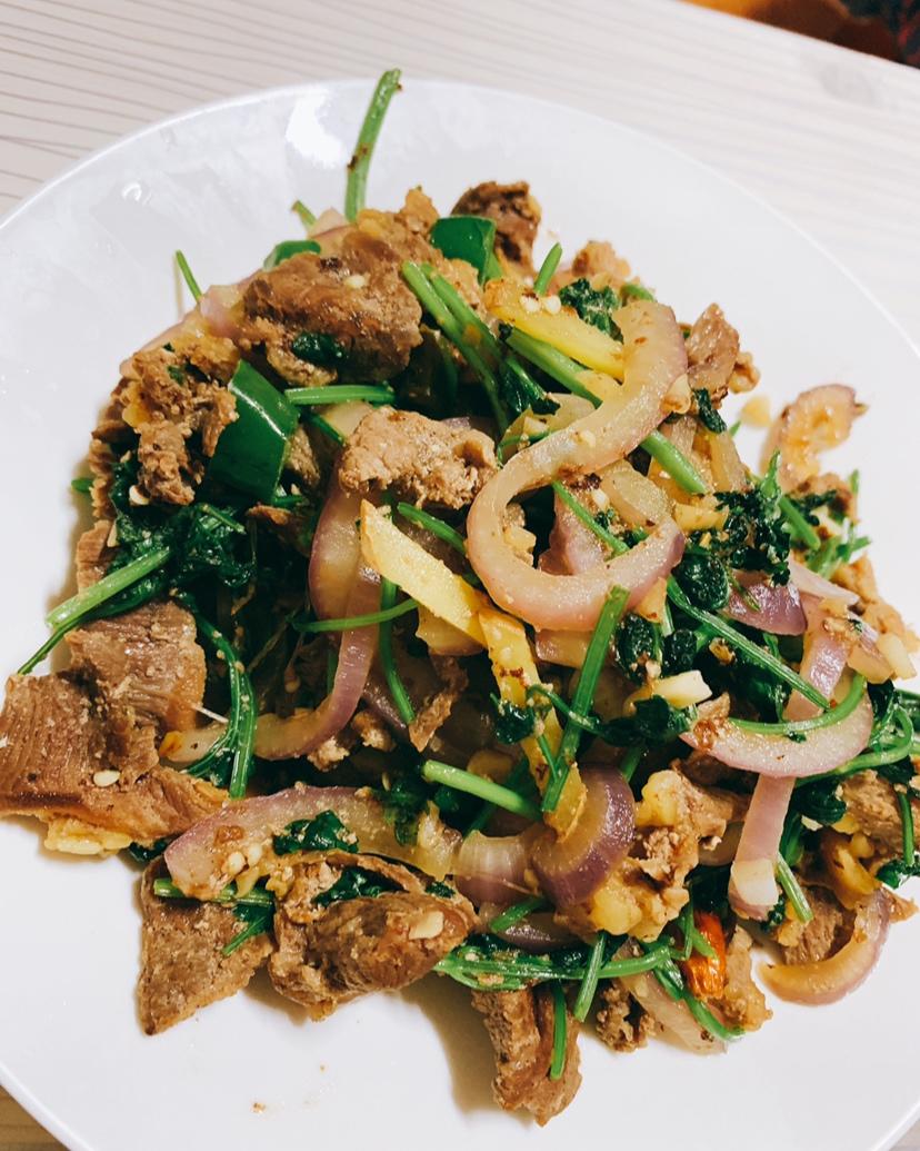 香菜牛肉