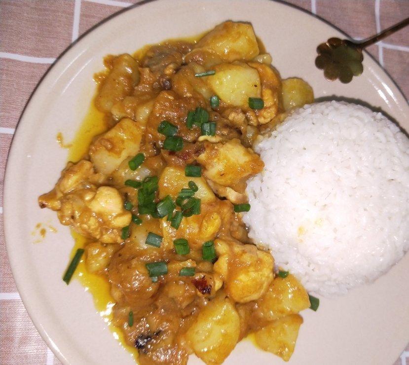 媲美餐厅的盖浇饭--【咖喱鸡盖浇饭】