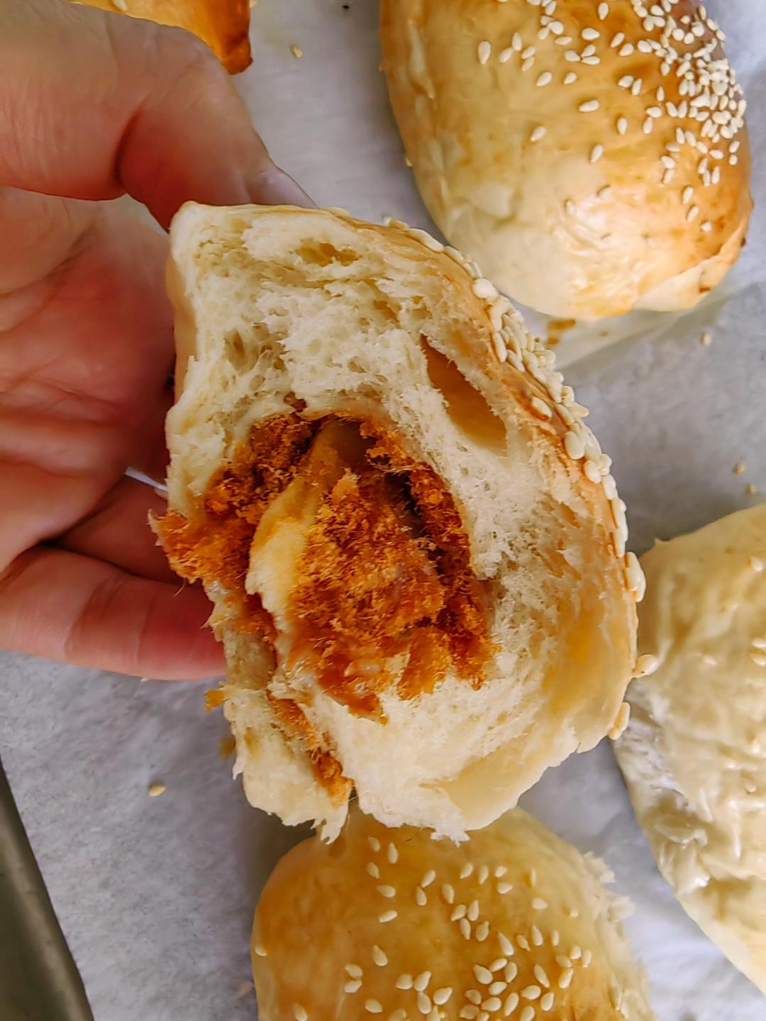 超好吃的肉松面包