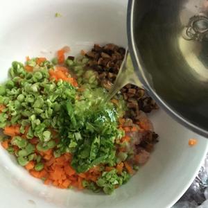 鸡胸肉蔬菜丸的做法 步骤2