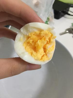 清水煮鸡蛋（快手菜）的做法 步骤1
