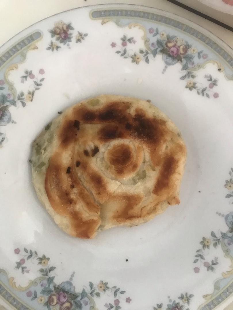 层层酥香不用擀面简单易学葱油饼