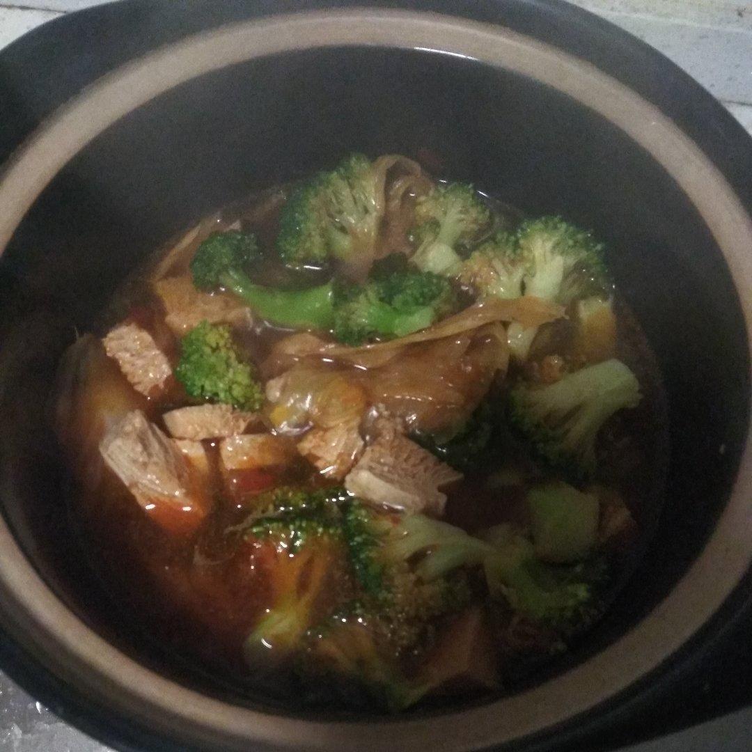 辣味白菜炖冻豆腐