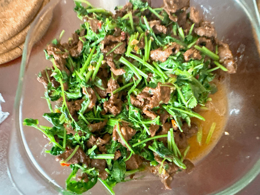 香菜牛肉