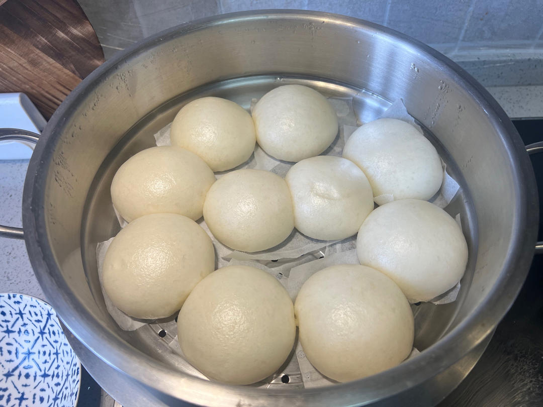 新手做馒头也能100%成功——附上非常详细的视频步骤（一次发酵法）