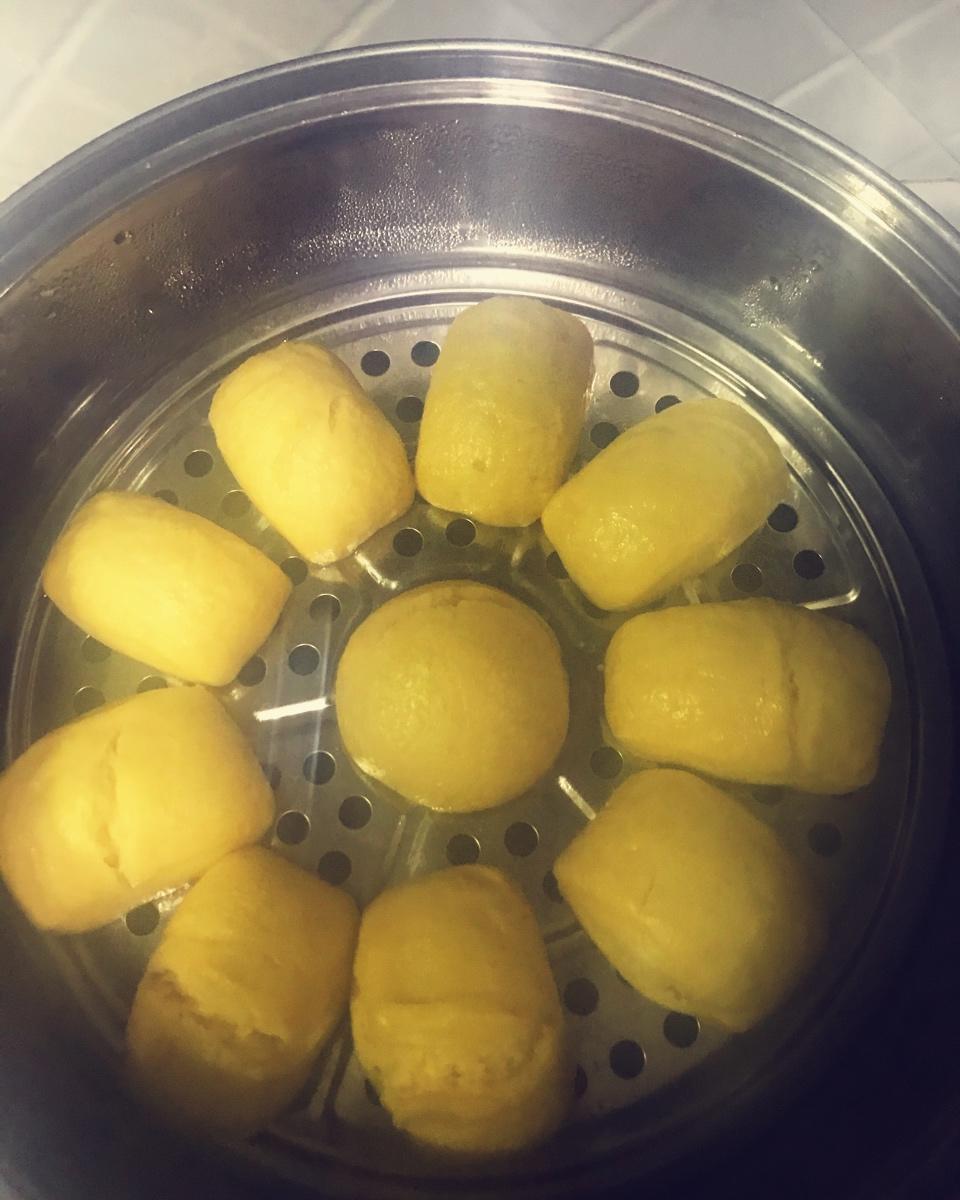 新手也可以--详解如何做出人见人爱、金黄的南瓜馒头