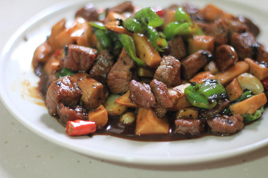 黑椒杏鲍菇牛肉粒