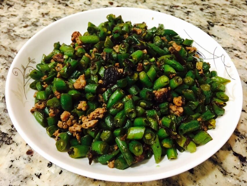 榄菜肉末四季豆
