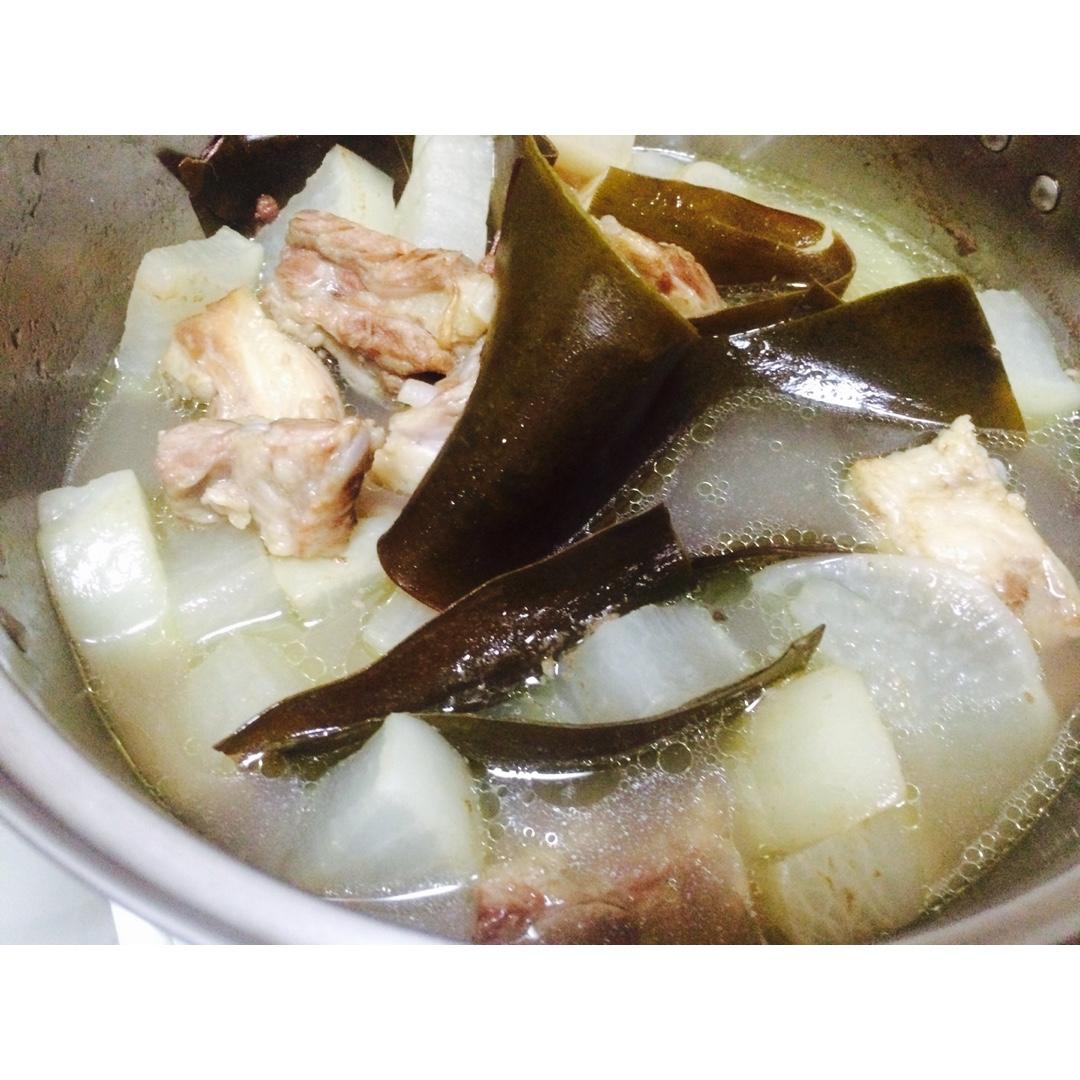海带炖排骨
