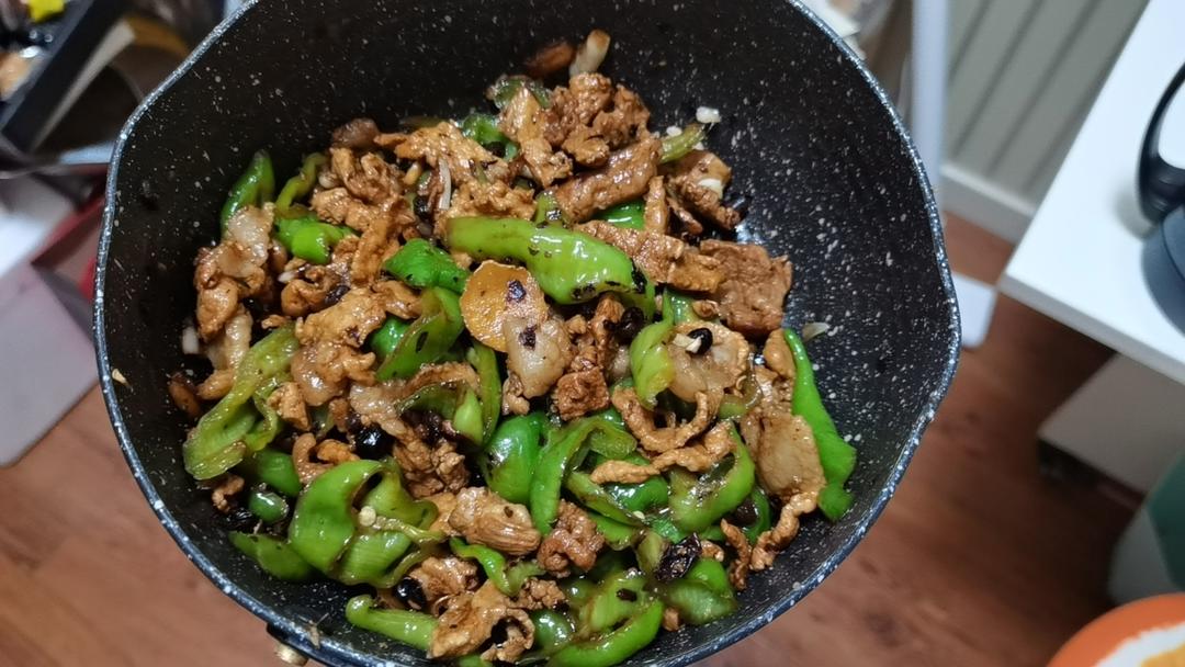😍超好吃！还原费大厨辣椒炒肉！