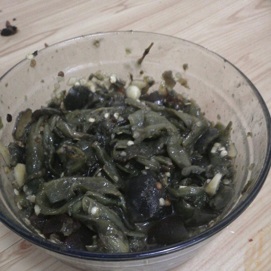 【正宗湘菜】擂辣椒皮蛋