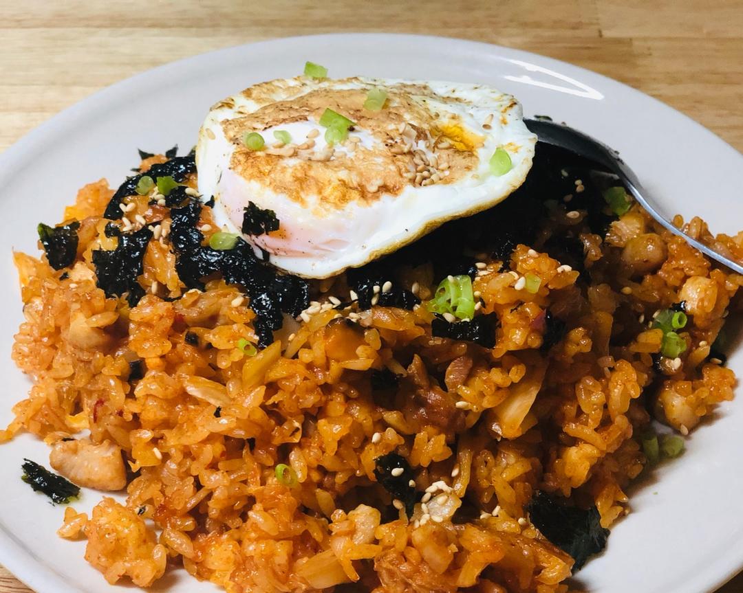 泡菜炒饭的做法