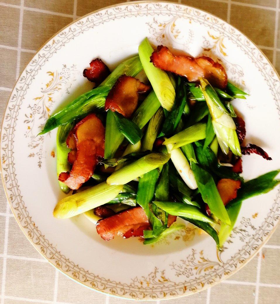 青蒜炒腊肉