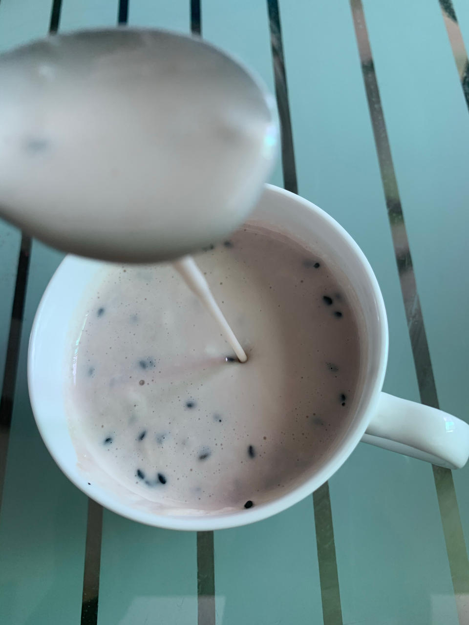 《甄嬛传》中娘娘喜欢喝的“花生酪”（喝一次就会爱上de)