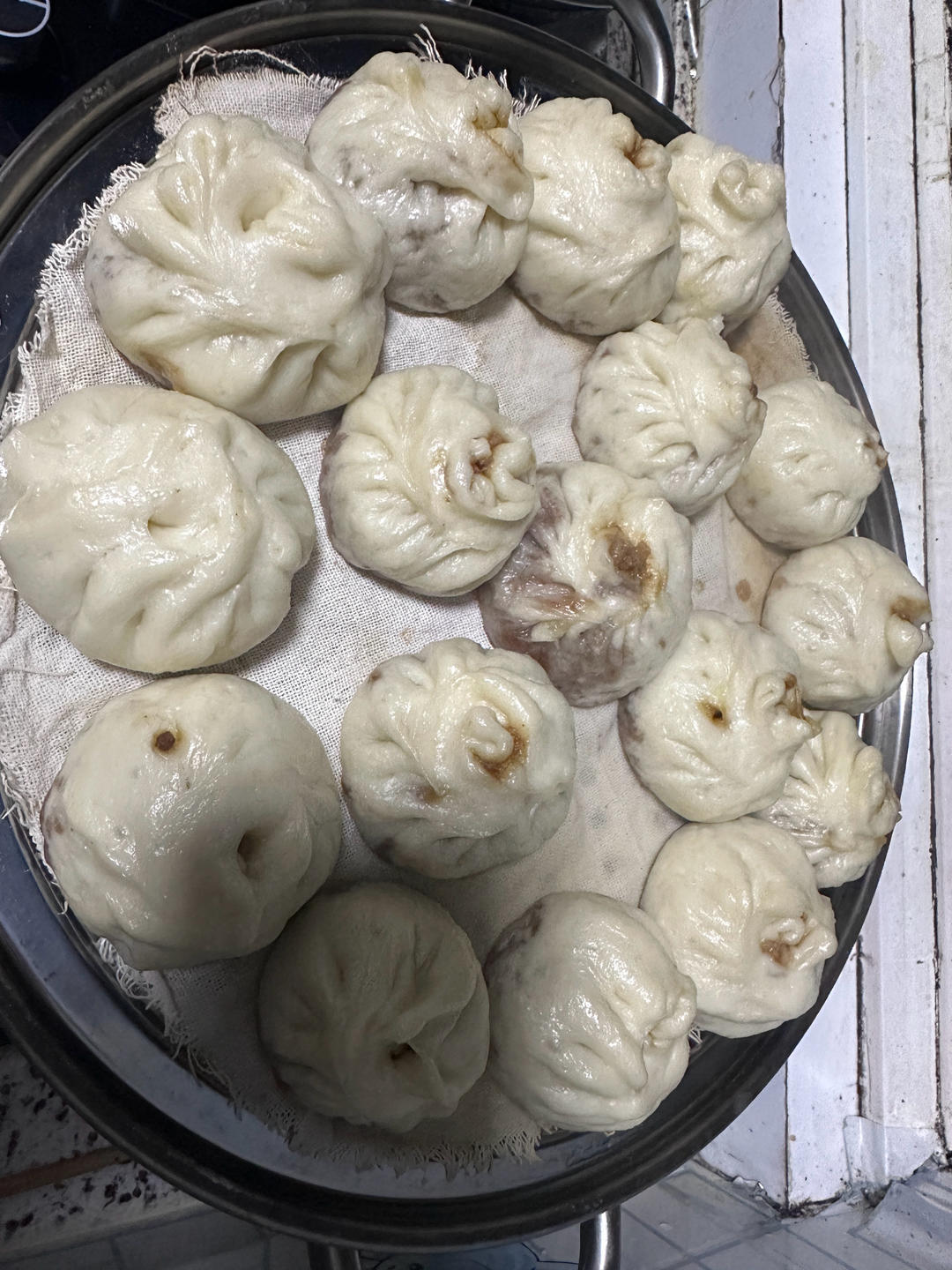 小笼包（秒杀市面上小笼包店的做法）