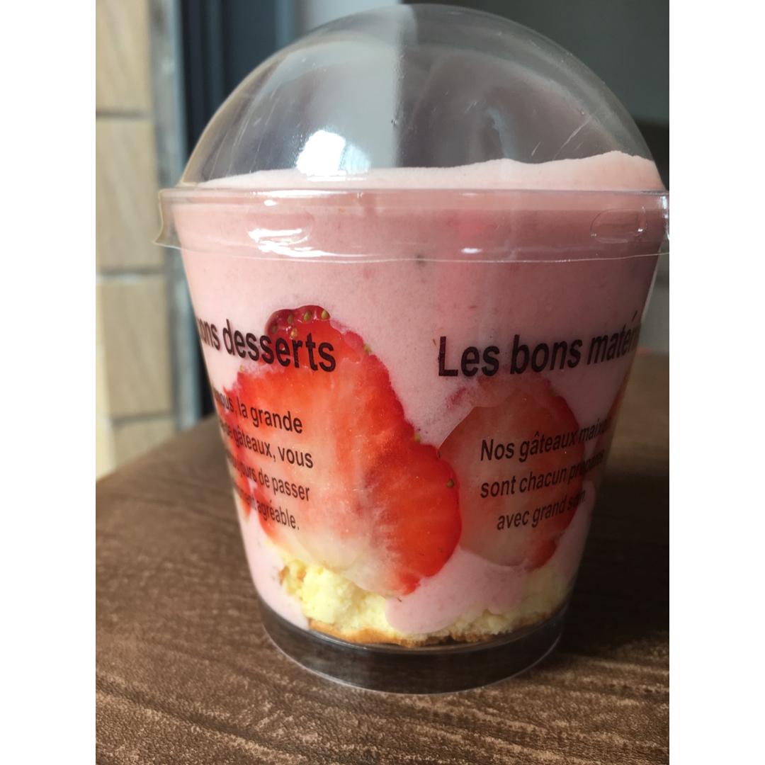 草莓慕斯 Strawberry mousse