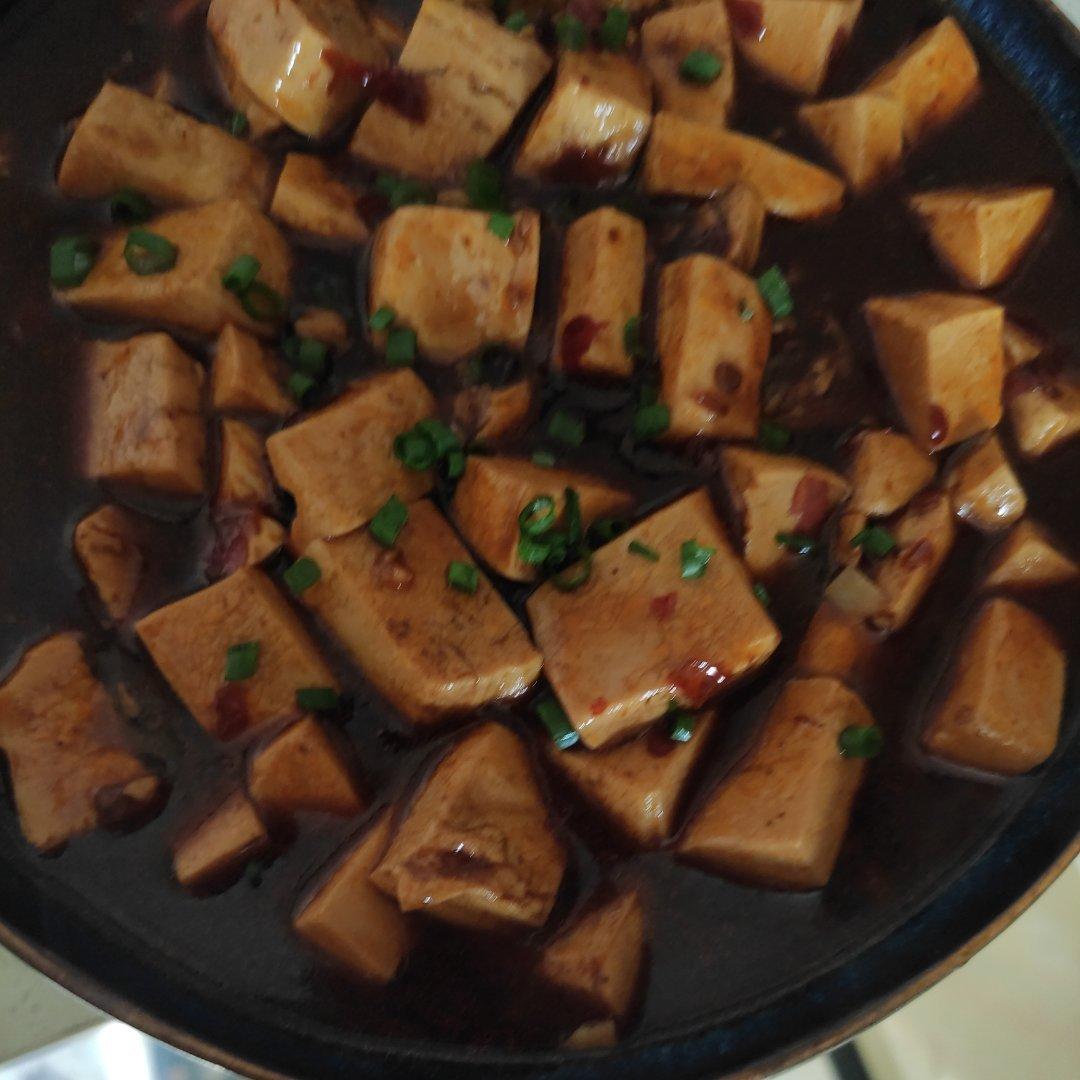 🔥好吃又下饭的家常红烧豆腐，两块钱搞定，特别香！