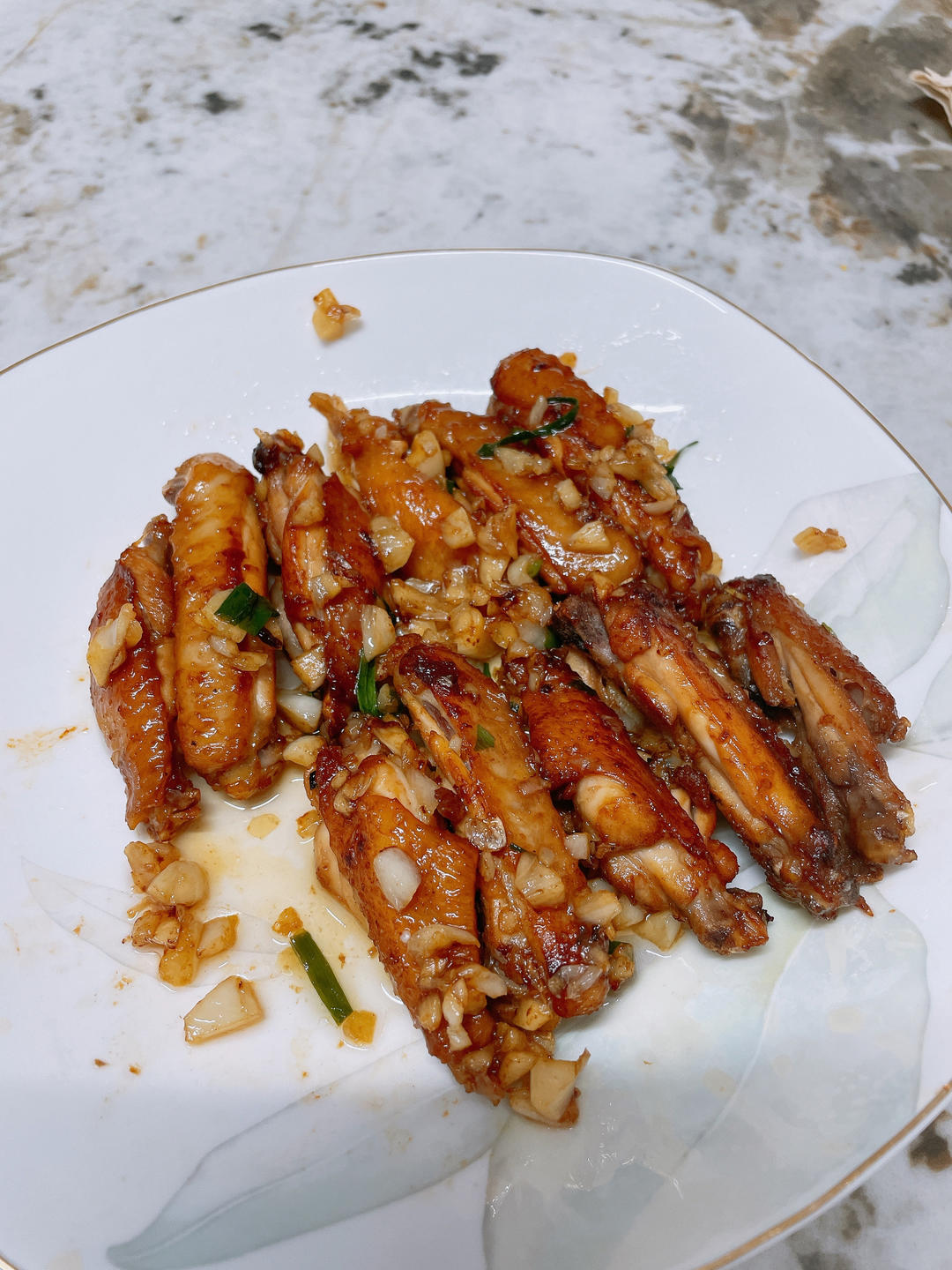 蒜香鸡翅