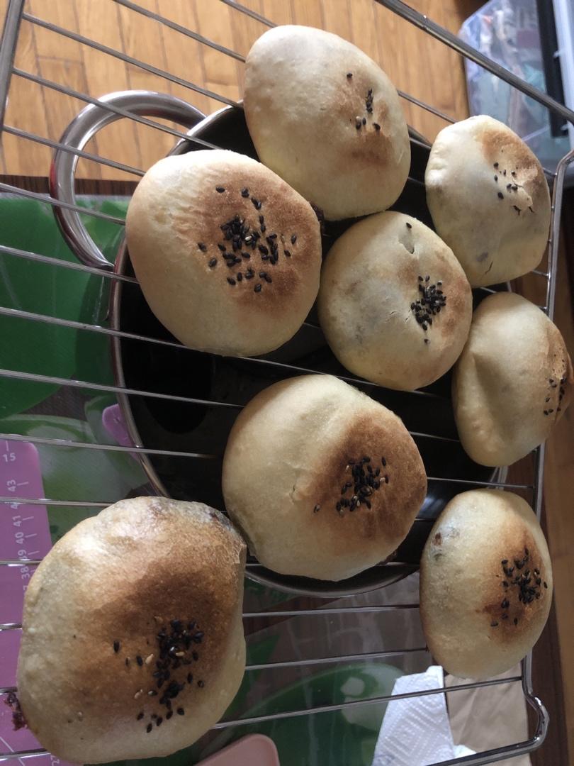 日式豆沙面包（皮肤透亮的软妹子）