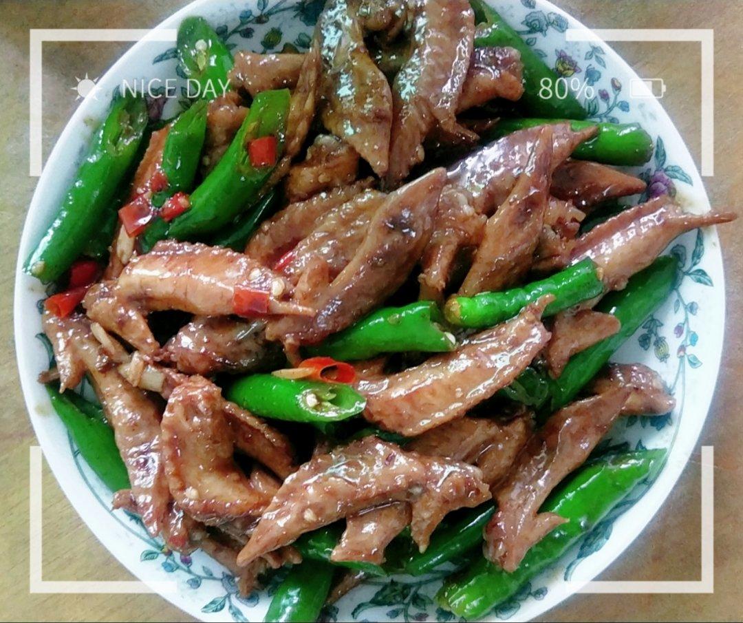 青椒炒鸡翅尖