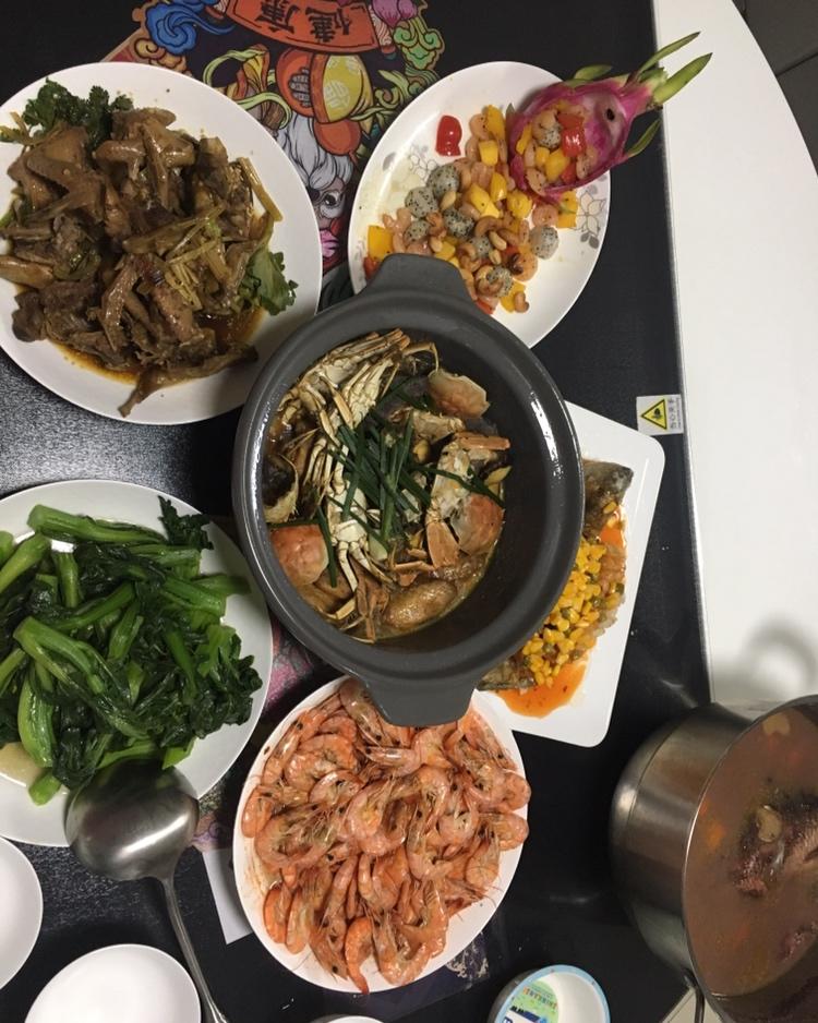 火龙果炒虾仁