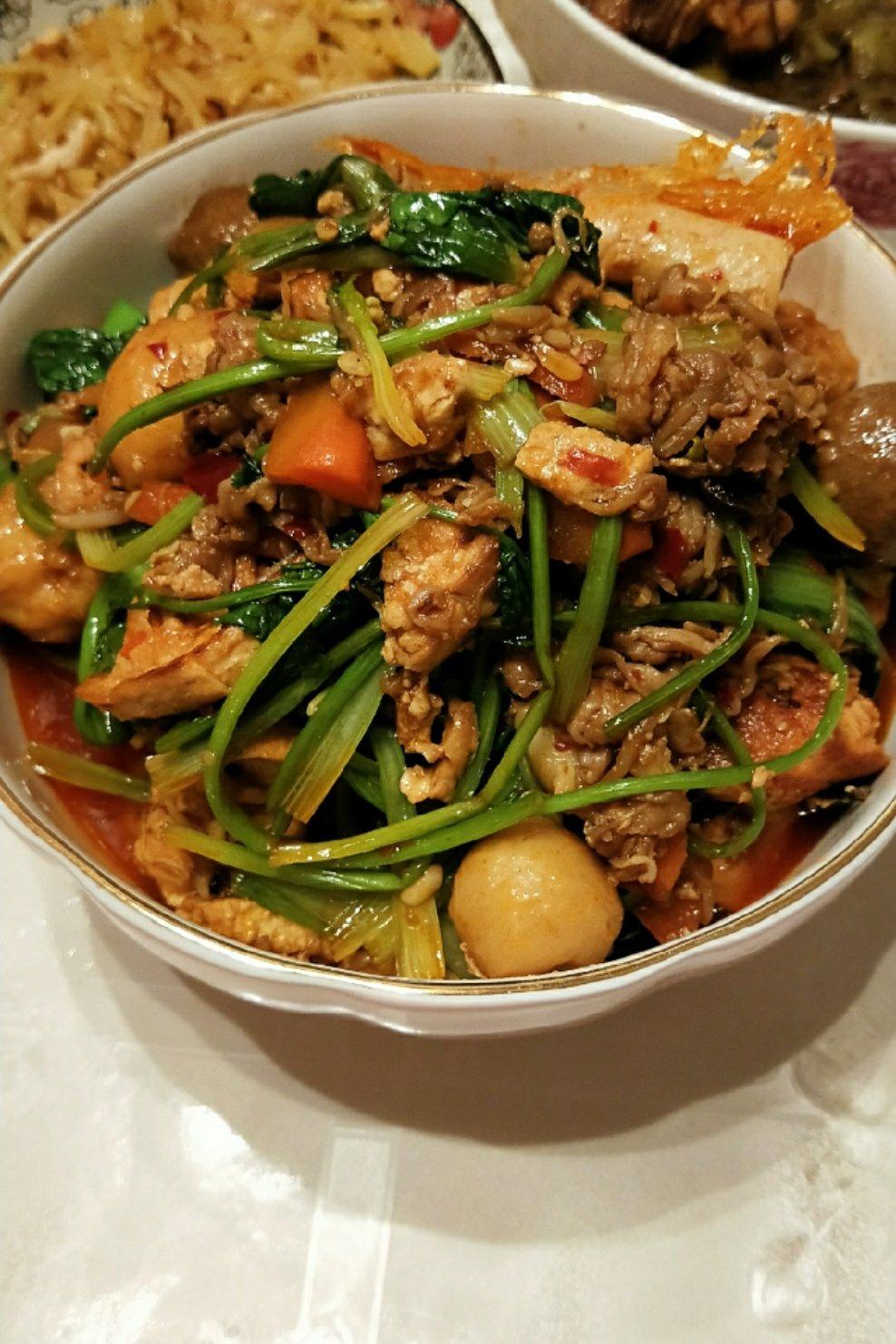 超简单下饭菜🍒火锅底料版麻辣香锅
