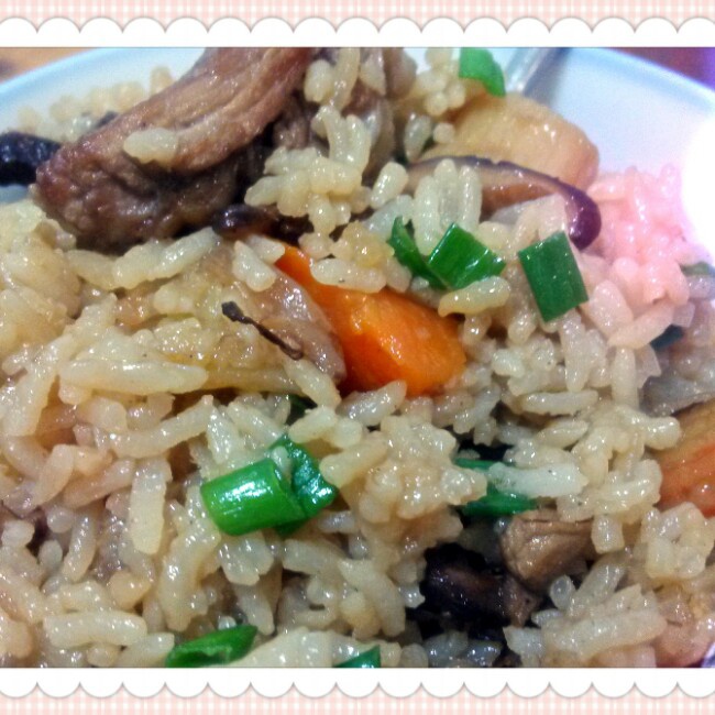 喷香排骨焖饭（爆好吃）