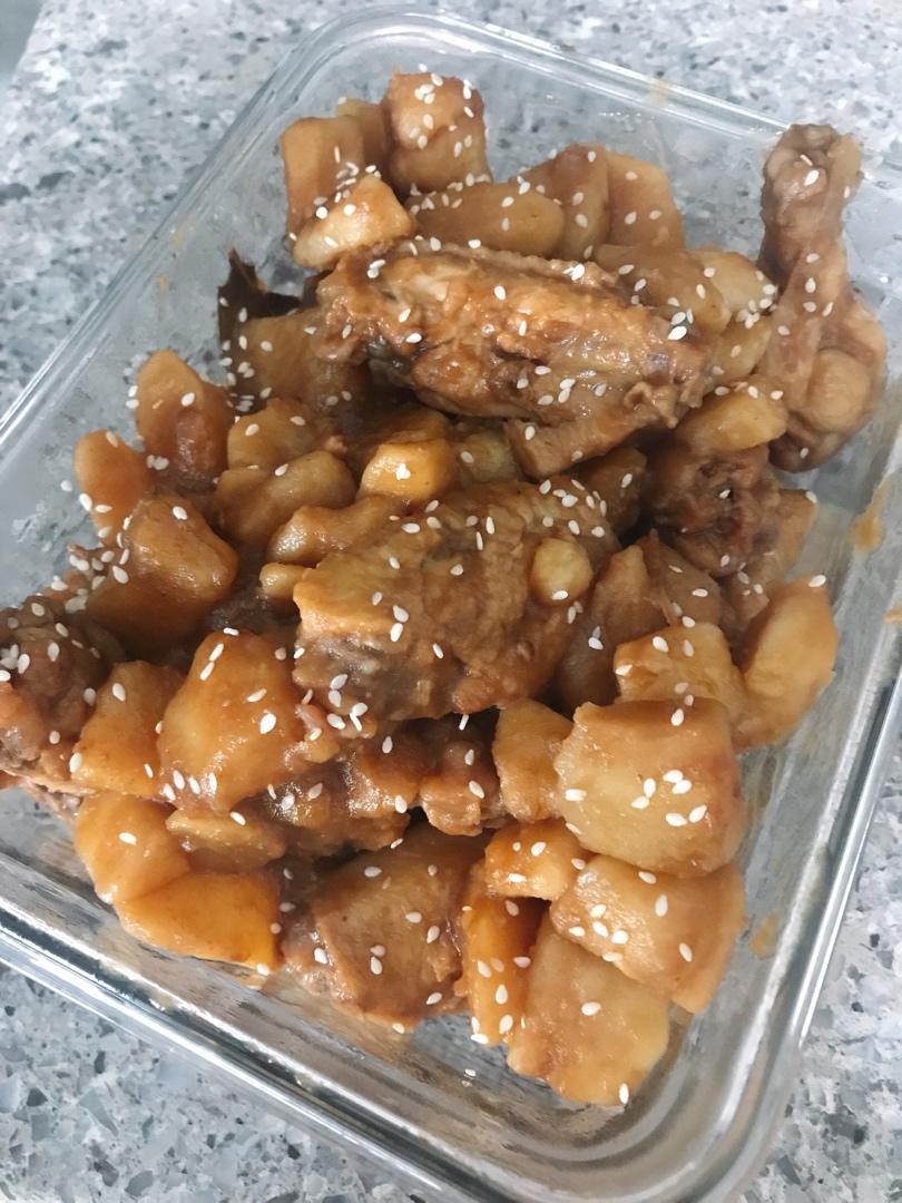 土豆炖鸡翅（快手零失败）