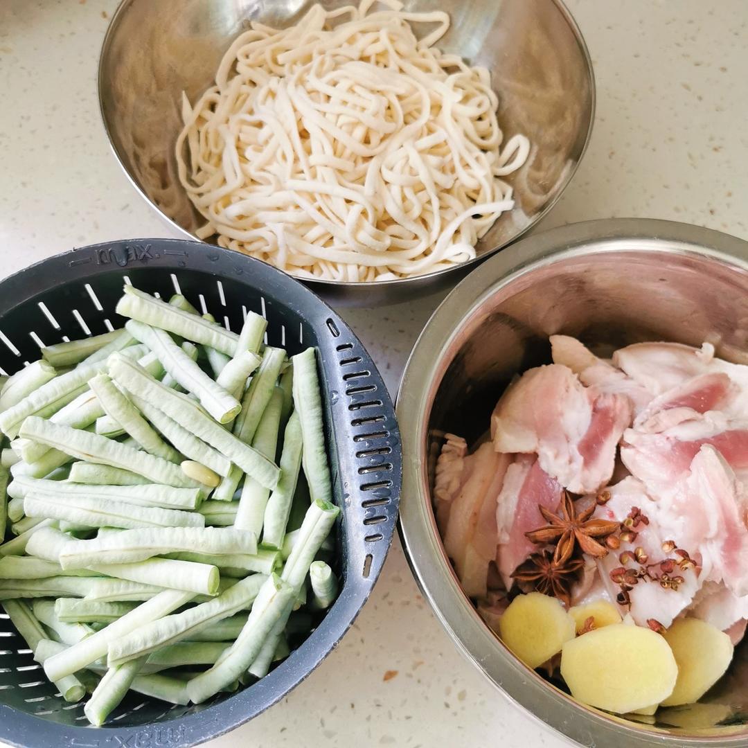 豆角焖面