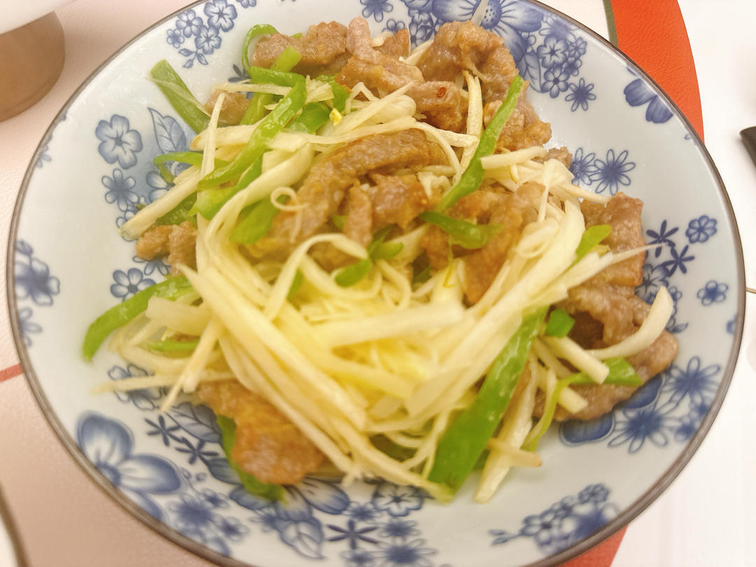 青椒茭白牛肉丝