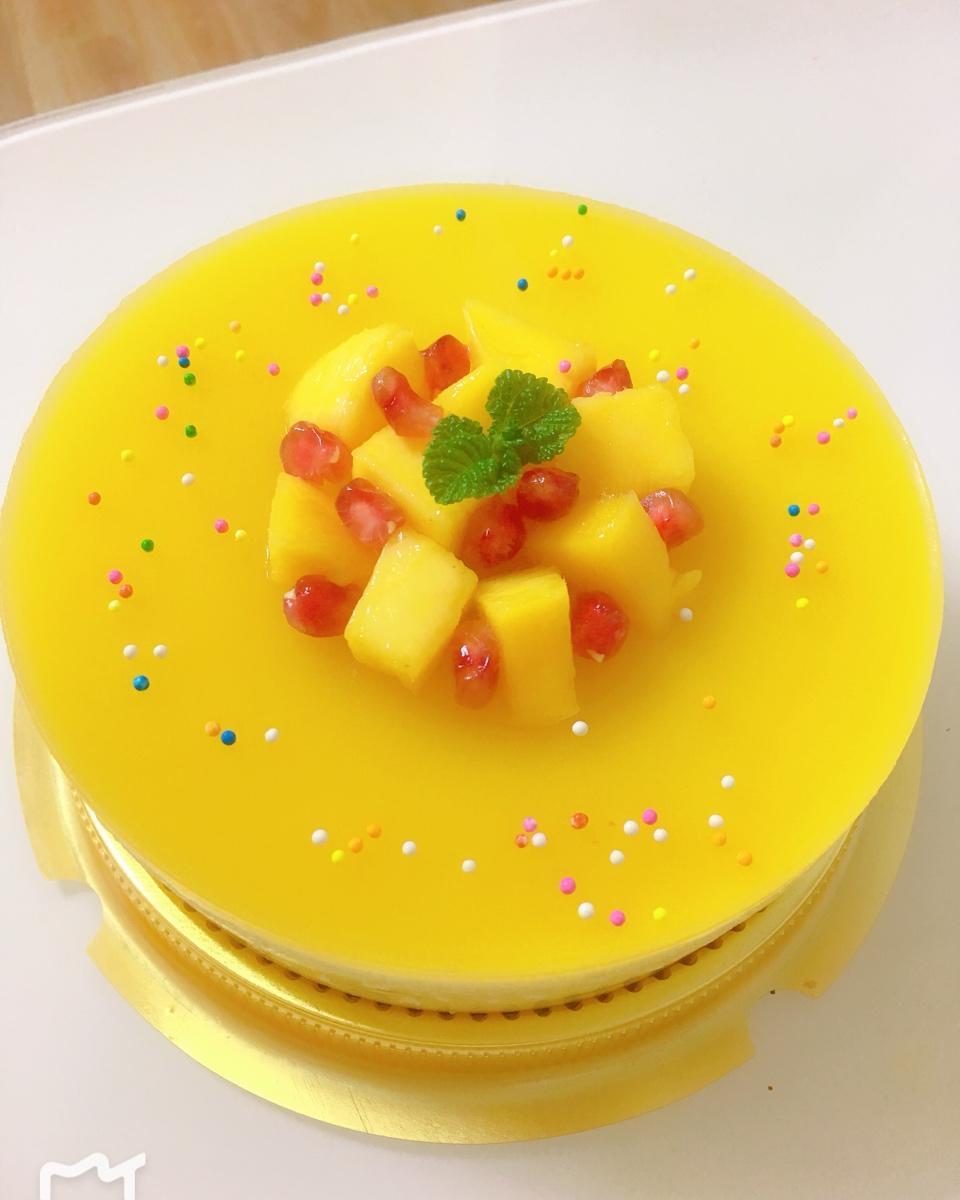 only_小糖包儿做的芒果慕斯蛋糕