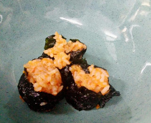胡萝卜米饭肉松海苔团子的做法